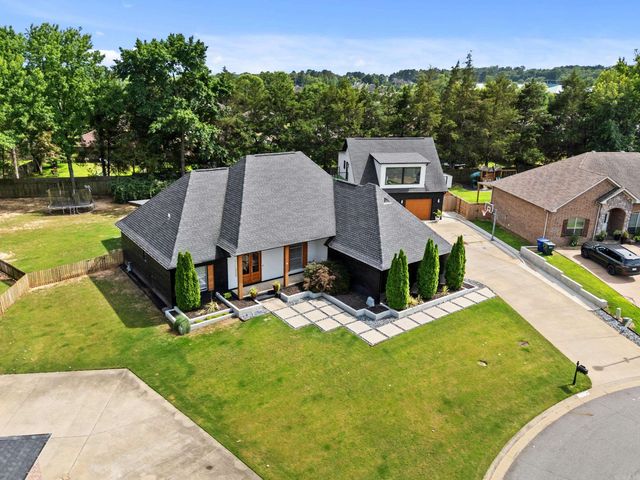 5205 Clayborn Dr, Conway, AR 72034