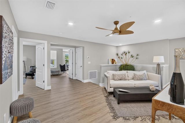 525 19TH STREET NW, Ruskin, FL 33570