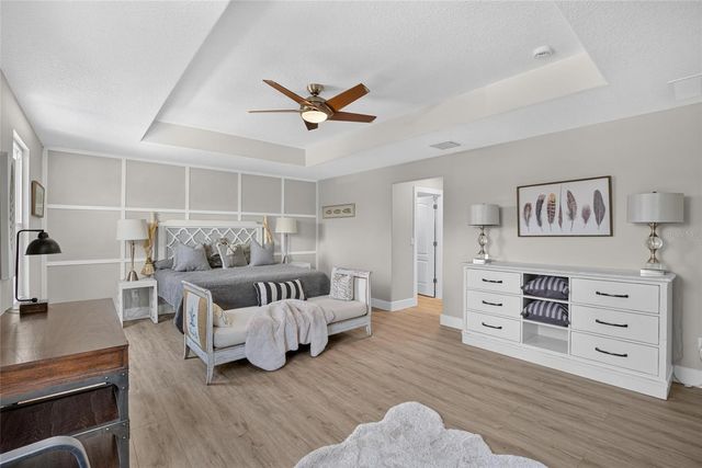 525 19TH STREET NW, Ruskin, FL 33570