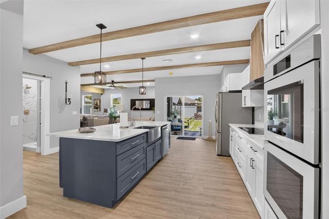 525 19TH STREET NW, Ruskin, FL 33570