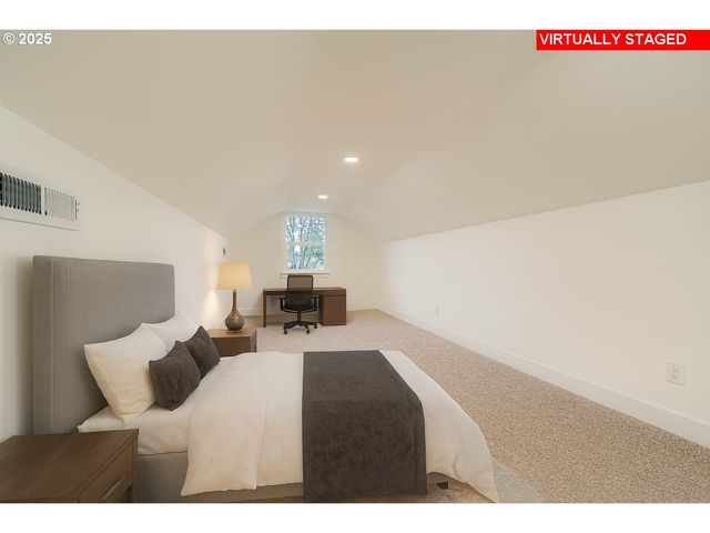 4734 Ne 100TH Ave, Portland, OR 97220