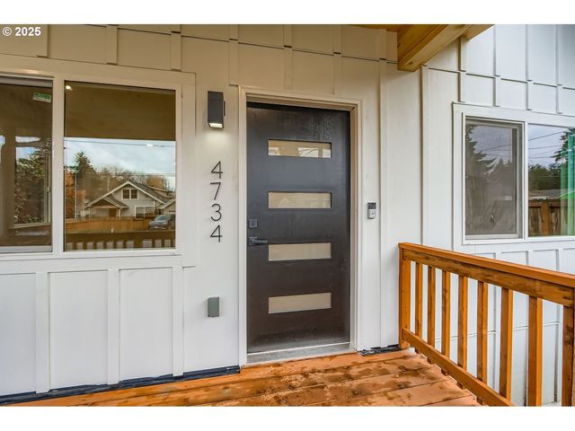 4734 Ne 100TH Ave, Portland, OR 97220