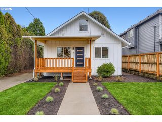 4734 Ne 100TH Ave, Portland, OR 97220