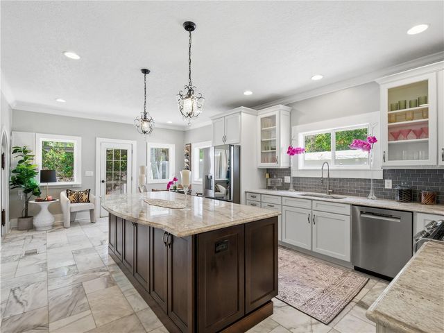 636 N RIVERSIDE DRIVE, New Smyrna Beach, FL 32168