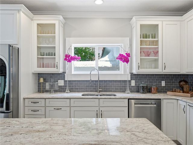 636 N RIVERSIDE DRIVE, New Smyrna Beach, FL 32168