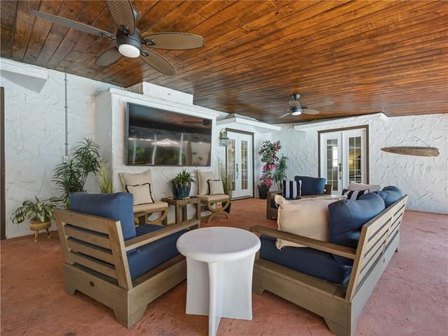 636 N RIVERSIDE DRIVE, New Smyrna Beach, FL 32168