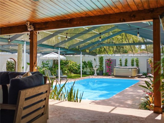 636 N RIVERSIDE DRIVE, New Smyrna Beach, FL 32168
