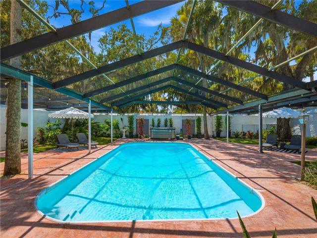 636 N RIVERSIDE DRIVE, New Smyrna Beach, FL 32168