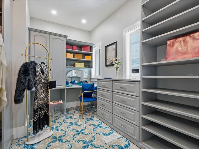 636 N RIVERSIDE DRIVE, New Smyrna Beach, FL 32168