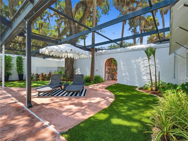 636 N RIVERSIDE DRIVE, New Smyrna Beach, FL 32168