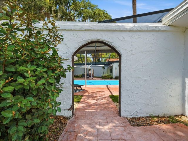 636 N RIVERSIDE DRIVE, New Smyrna Beach, FL 32168