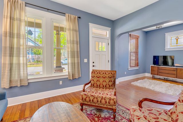 1004 S Highland Park Avenue, Chattanooga, TN 37404