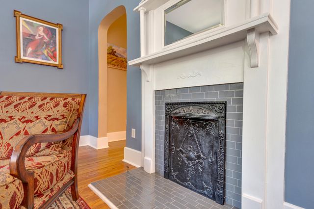 1004 S Highland Park Avenue, Chattanooga, TN 37404