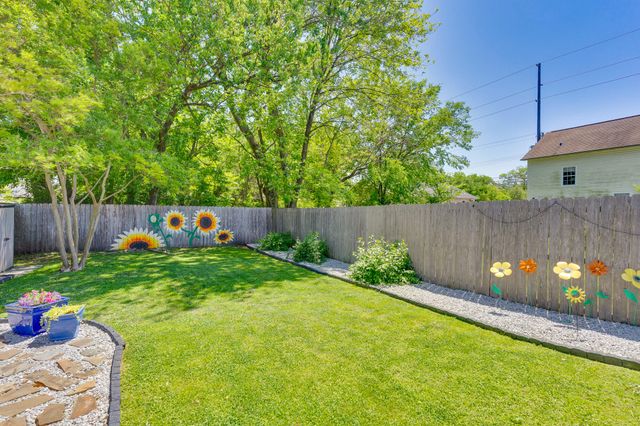 1004 S Highland Park Avenue, Chattanooga, TN 37404