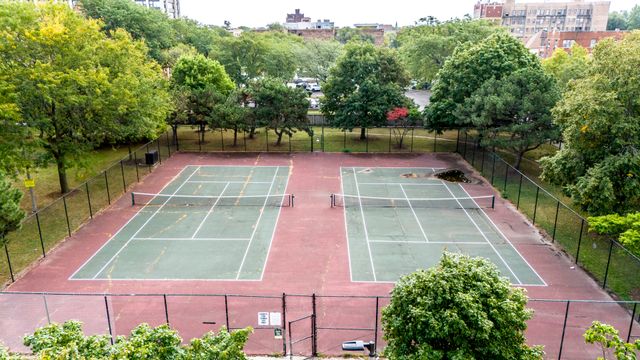 7363 S South Shore Drive 409, Chicago, IL 60649