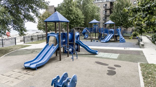 7363 S South Shore Drive 409, Chicago, IL 60649