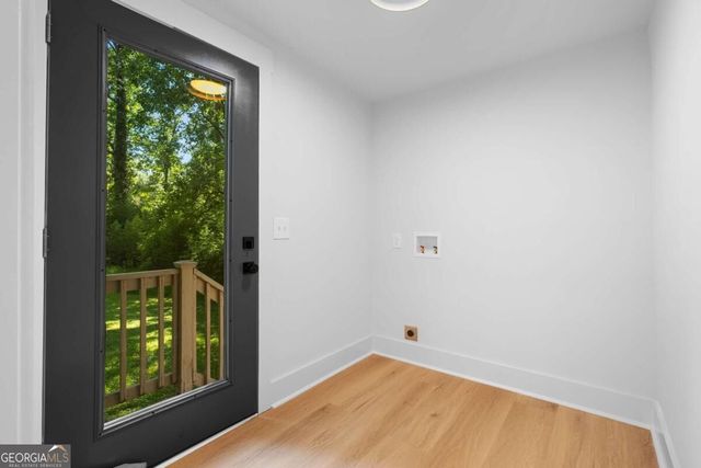 138 W Dixie Avenue SE, Marietta, GA 30008