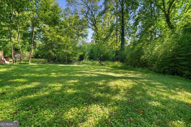 138 W Dixie Avenue SE, Marietta, GA 30008