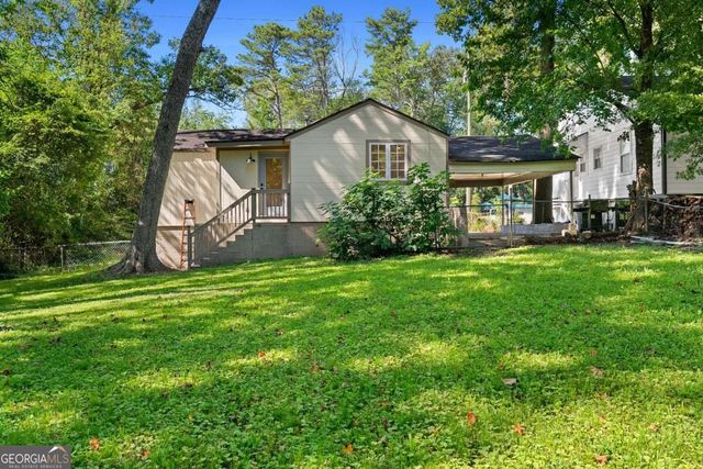 138 W Dixie Avenue SE, Marietta, GA 30008