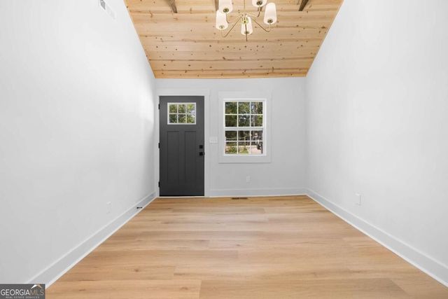 138 W Dixie Avenue SE, Marietta, GA 30008