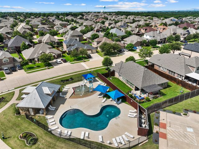 726 Celebrity Court, Midlothian, TX 76065