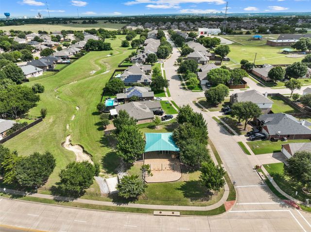 726 Celebrity Court, Midlothian, TX 76065