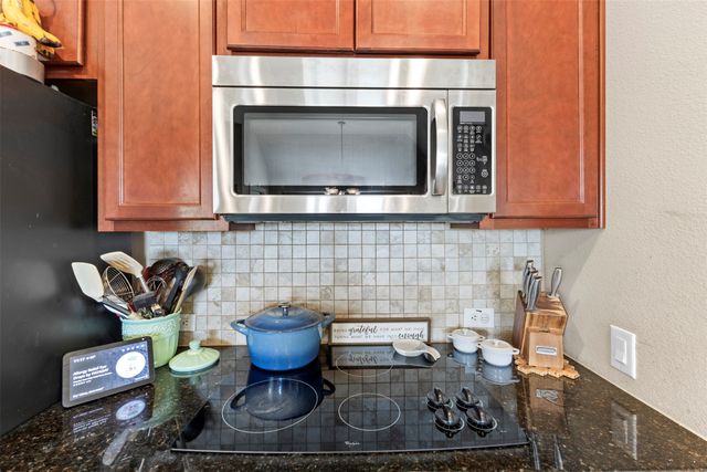 726 Celebrity Court, Midlothian, TX 76065