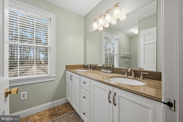 322 PROSPECT BAY DR W, Grasonville, MD 21638