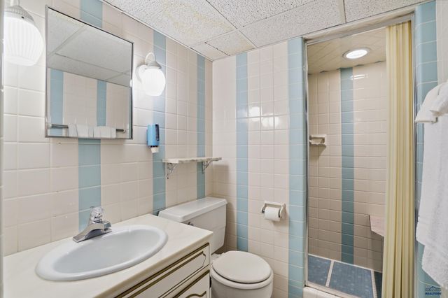 101 42ND, Rapid City, SD 57702