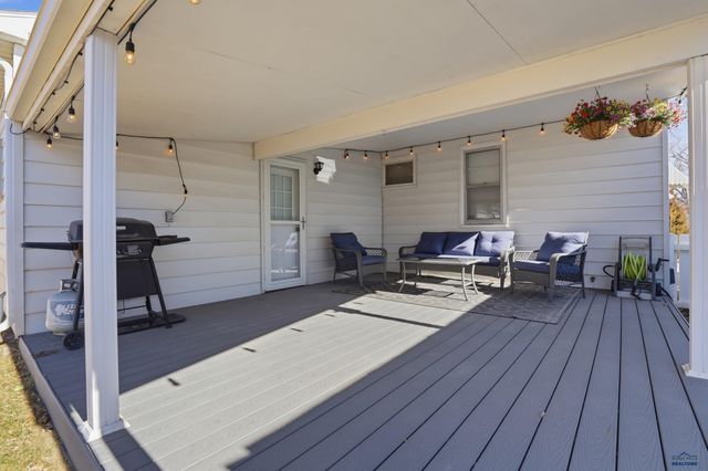 101 42ND, Rapid City, SD 57702