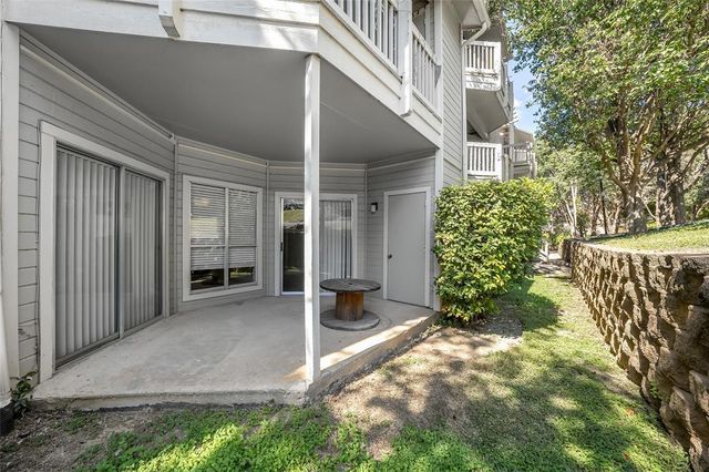 2450 Wickersham LN 1301, Austin, TX 78741