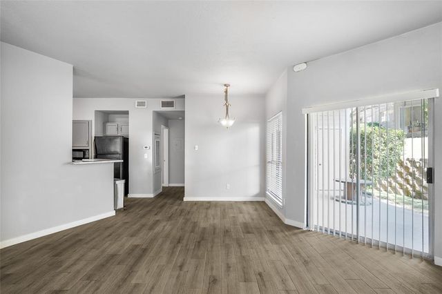 2450 Wickersham LN 1301, Austin, TX 78741