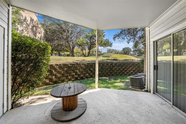 2450 Wickersham LN 1301, Austin, TX 78741