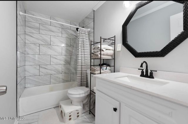 8232 Caprock Cove, Southaven, MS 38671