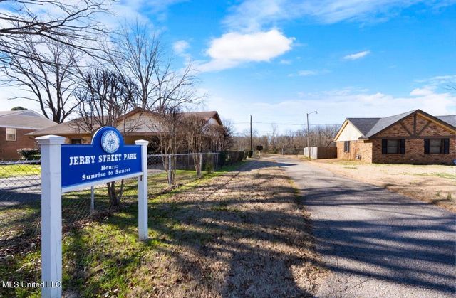 8232 Caprock Cove, Southaven, MS 38671