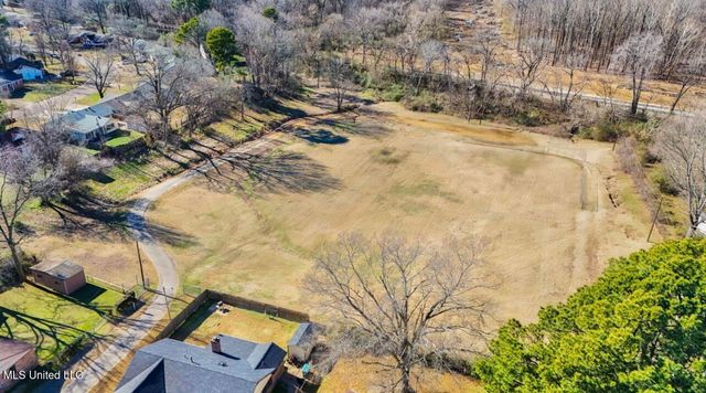 8232 Caprock Cove, Southaven, MS 38671