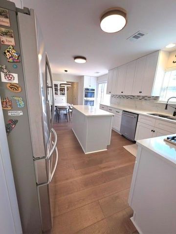 841 Holly Meadow Drive, Buford, GA 30518