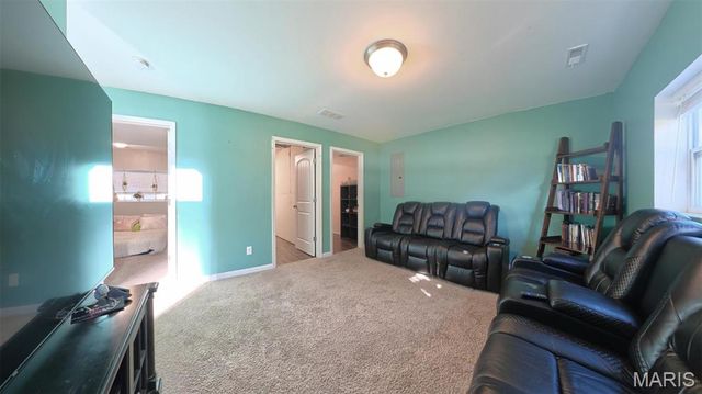 17 Faith Drive, Fairview Heights, IL 62208