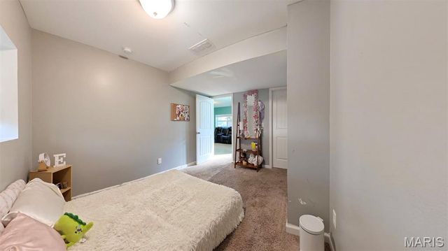 17 Faith Drive, Fairview Heights, IL 62208