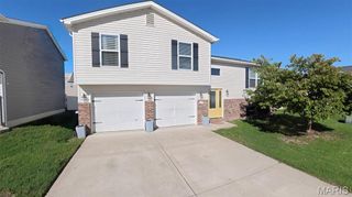 17 Faith Drive, Fairview Heights, IL 62208