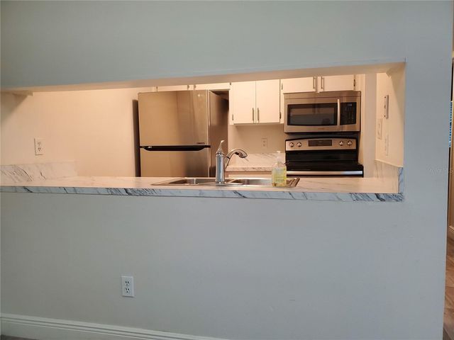 3107 W HORATIO STREET B22, Tampa, FL 33609