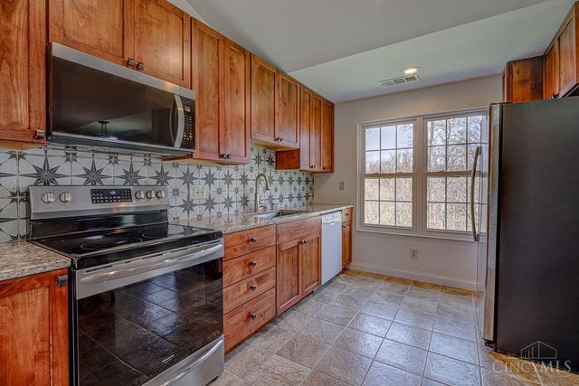 6338 Eagles Lake Drive, Green Twp, OH 45248