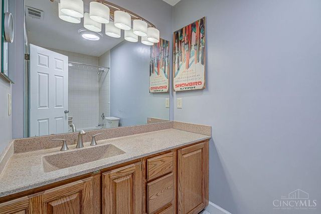 6338 Eagles Lake Drive, Green Twp, OH 45248