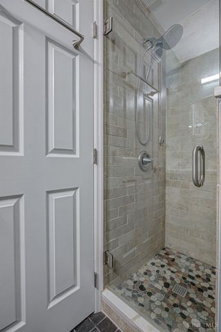 6338 Eagles Lake Drive, Green Twp, OH 45248