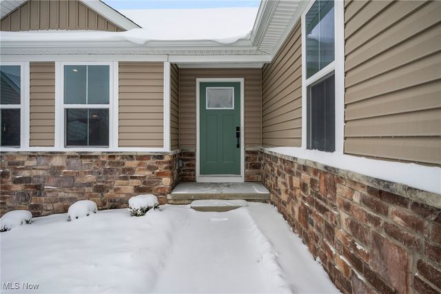 994 Bookman Avenue, Akron, OH 44312