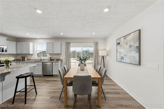 994 Bookman Avenue, Akron, OH 44312