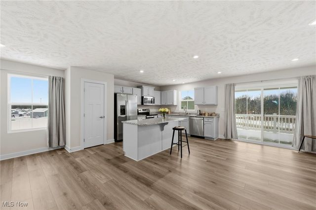 994 Bookman Avenue, Akron, OH 44312