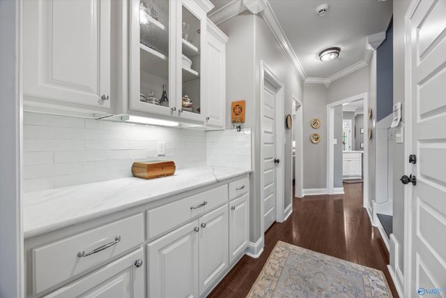 17 Abby Glen Way, Gurley, AL 35748