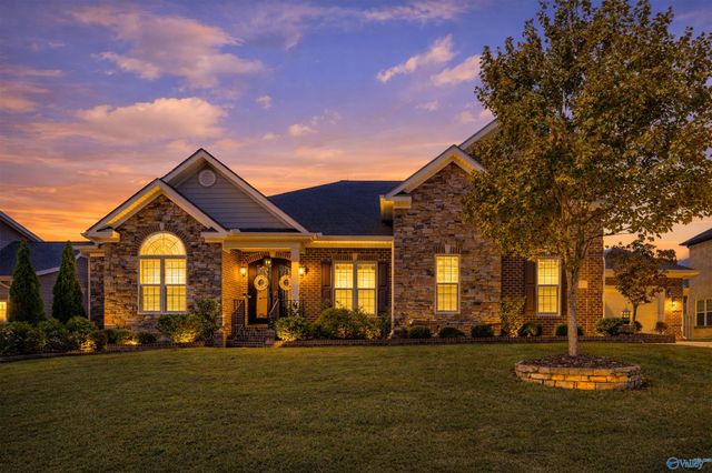 17 Abby Glen Way, Gurley, AL 35748