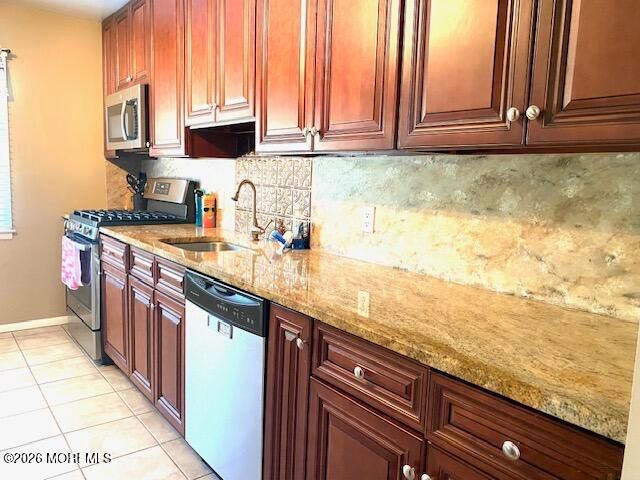 689 Hill Road, Toms River, NJ 08753